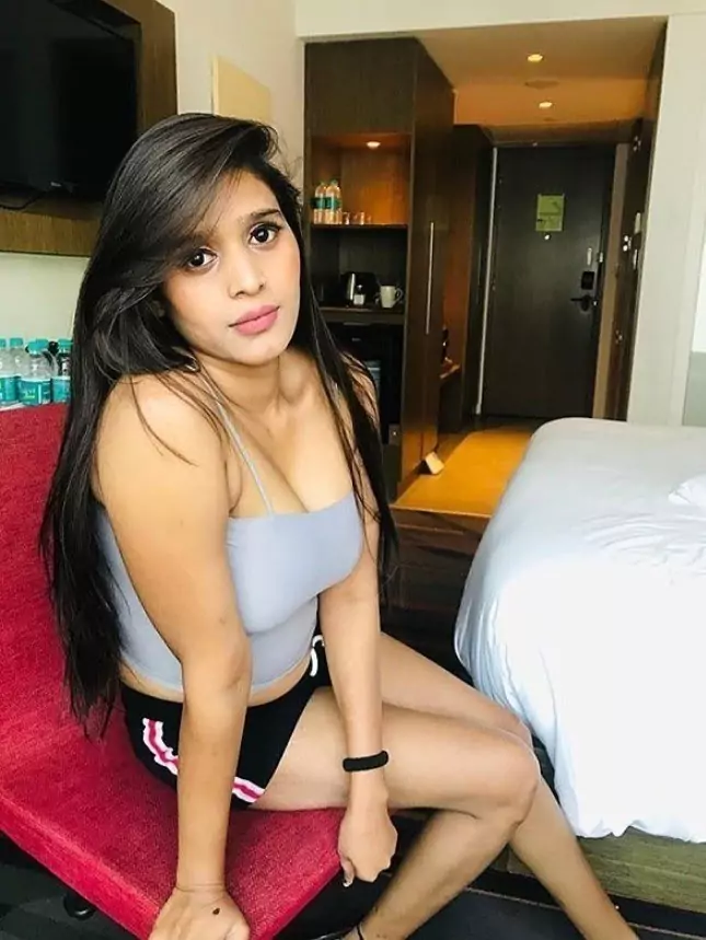 कॉल गर्ल्स सर्विस धनौरा